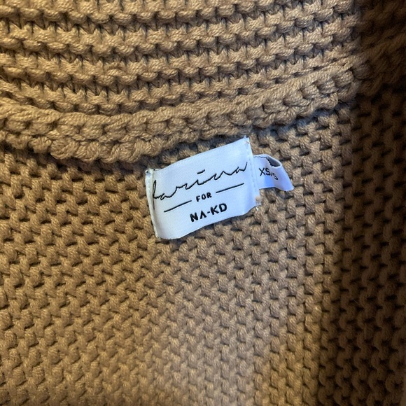 BNWOT NA-KD Knit Shawl/Cardigan - Picture 3 of 3